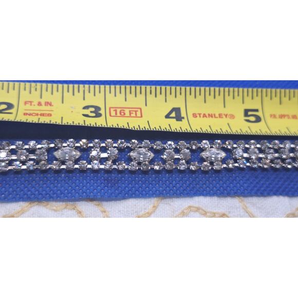 Signed "EISENBERG ICE" Silver-Tone Rhinestone Bracelet- 7" Long- Nice Vintage! - Picture 4 of 7